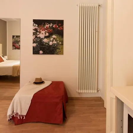 Altido Peonia Apart -